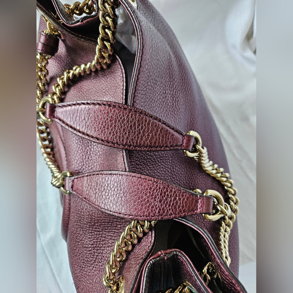 GUCCI EUC SOHO leather w/ metal chain & tassel - Picture 3 of 16